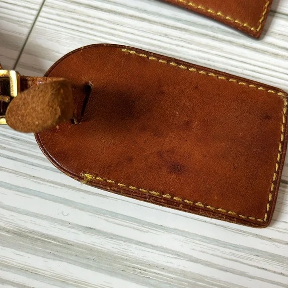 Louis Vuitton Leather Luggage Tag and Poignet set of 2